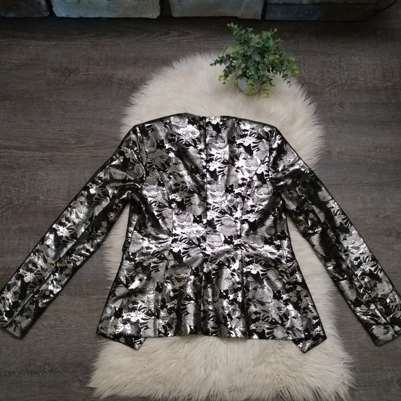 Gibson Gray & Black Cutaway Metallic Blazer - Picture 3 of 8